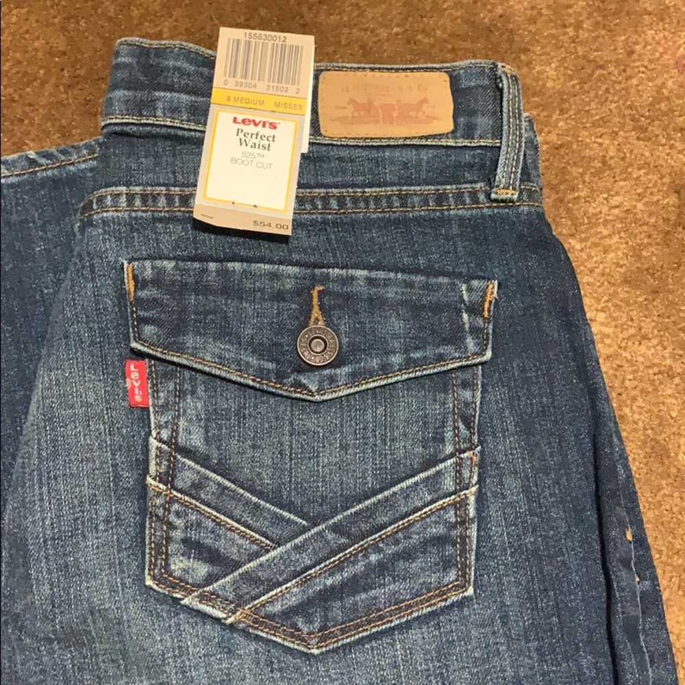 Levi’s perfect waist 525